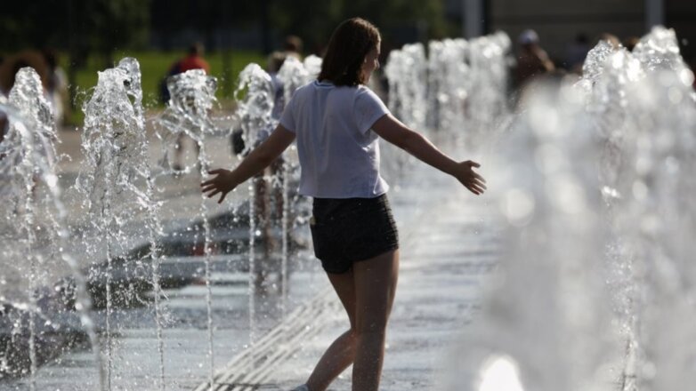 Синоптики назвали сроки наступления жары в Москве и Петербурге