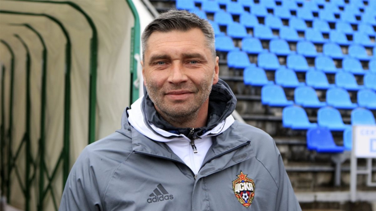 Футбольный тренер Сергей Овчинников