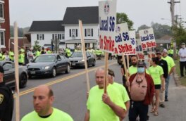 На одной из крупнейших верфей США 4 тыс. рабочих объявили забастовку