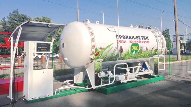 Россиянам предложили скидку в 90% при переводе машин с бензина на газ
