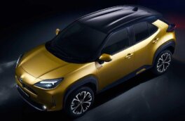 Новый компактный кроссовер Toyota впервые показали на «живых» фото