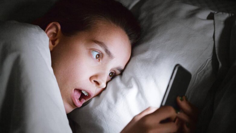 О влиянии смартфона на качество сна рассказали китайские ученые
