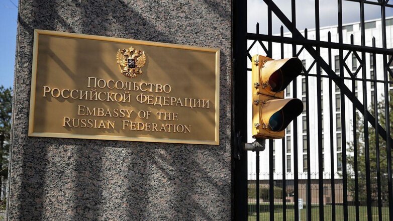 В посольстве РФ заявили, что СМИ США демонизируют российскую армию