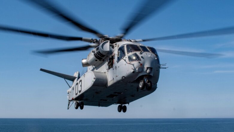 Самый большой американский военный вертолет прошел испытания в море