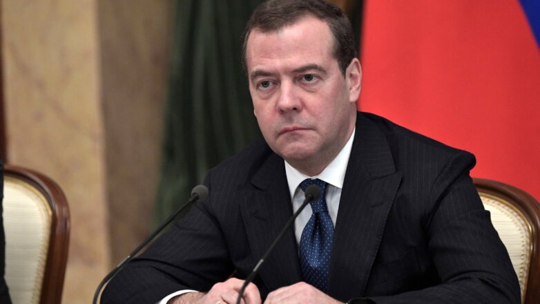 Медведев рассказал про КПСС, Навального, Крым и усталость от конфронтации с Западом
