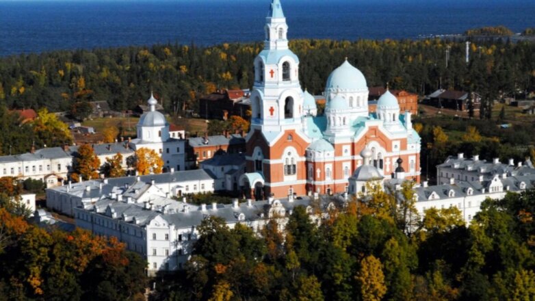 Эксперт: кешбэк за поездки по России заставит отказаться от «туристических мекк»