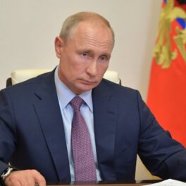 Путин допустил широкую амнистию и призвал не "вешать судимость" за мелкие правонарушения