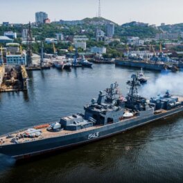 Модернизированный фрегат «Маршал Шапошников» вышел в море для испытаний