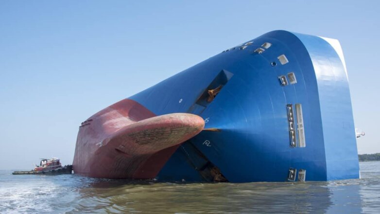 Затонувшее судно с тысячами Hyundai и Kia утопят в Атлантике