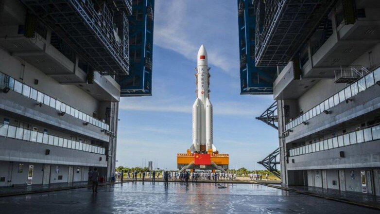 В Китае подготовили ракету для запуска миссии на Марс