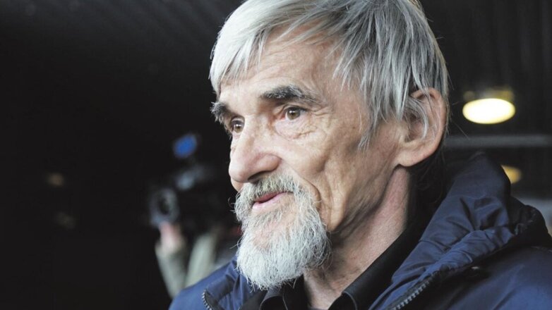 Суд признал историка Дмитриева виновным в развращении приемной дочери