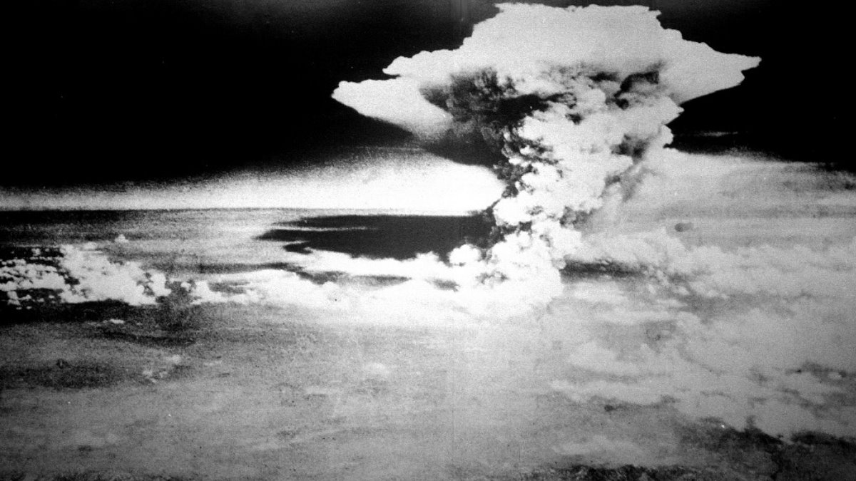 Хиросима атомная бомба ядерный гриб
