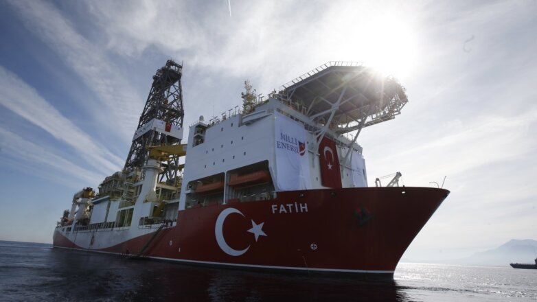 Турция обнаружила в Черном море крупное газовое месторождение