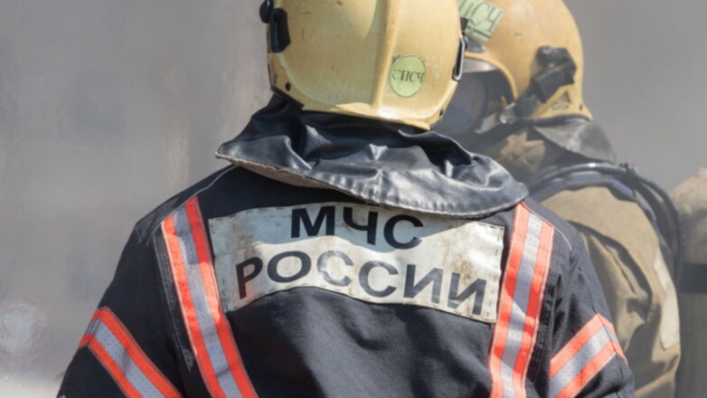 Шторм помешал пожарным в Ростовской области: видео