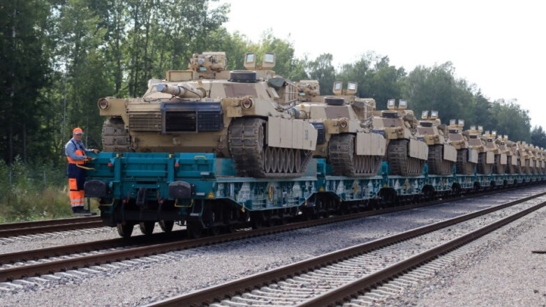 Американские танки Абрамс Abrams поезд Европа