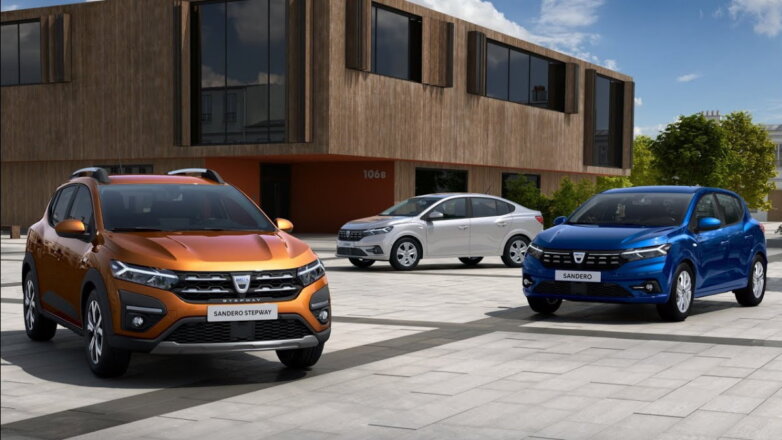 Renault представила тизеры новых Logan и Sandero
