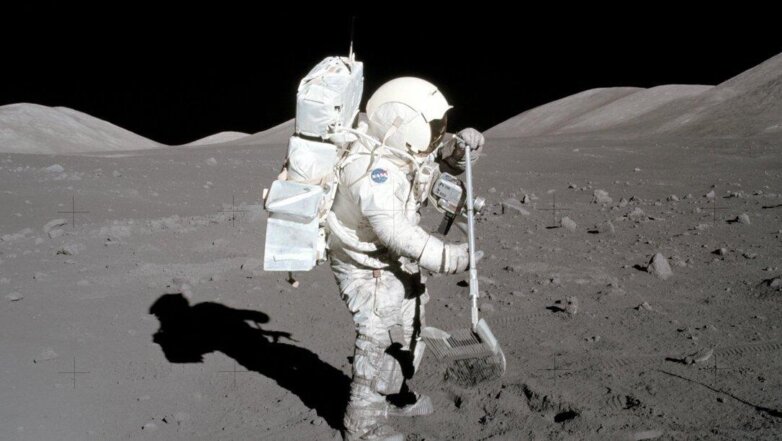 NASA предложило частным компаниям добывать грунт на Луне