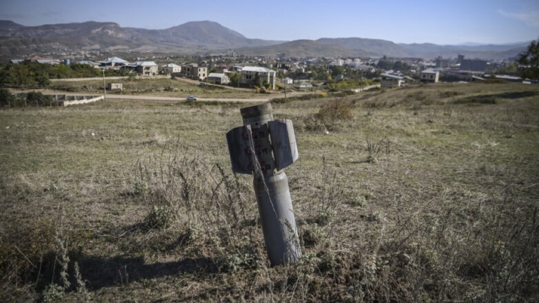 Нагорный Карабах конфликт Армения Азербайджан ракета БМ-30 Смерч