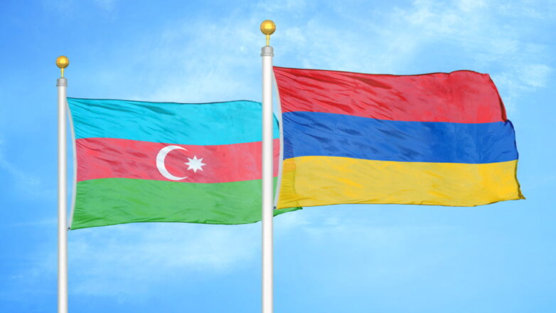 Азербайджан потребовал от России убрать армянских военных из Карабаха