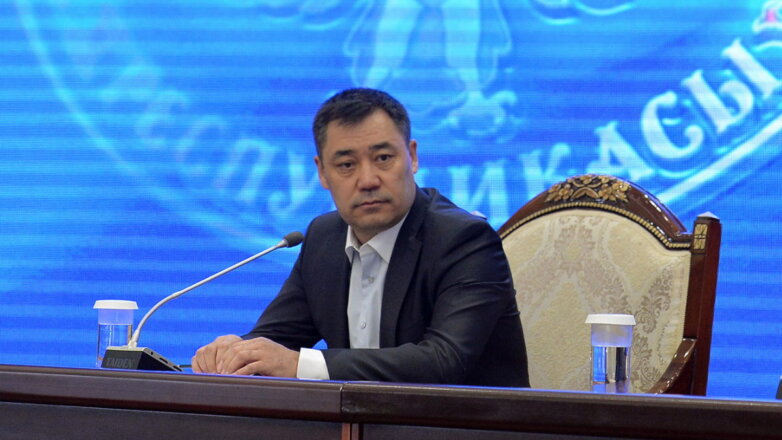 Лидером на выборах президента Киргизии назвали Садыра Жапарова