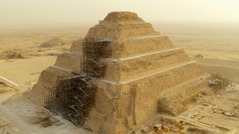 Netflix выпустит фильм об археологической находке в Саккаре в Египте