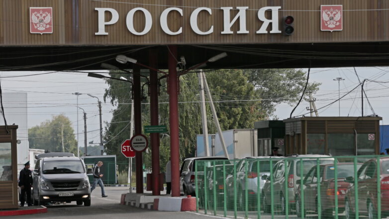 Россия снимет в мае ограничения на выезд граждан в ДНР и ЛНР