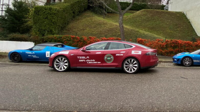 Tesla доказала надежность электрокаров рекордным пробегом