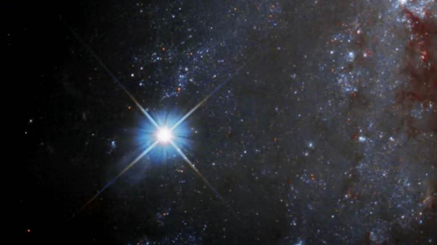 Звезда Альфа Центавра в телескоп Хаббл