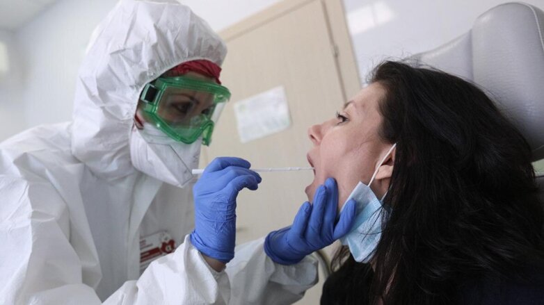 Россиянам назвали главные ошибки при сдаче теста на коронавирус