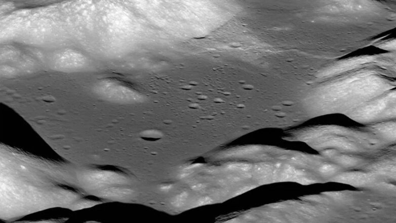 Луна кратеры Долина Таурус-Литтроу