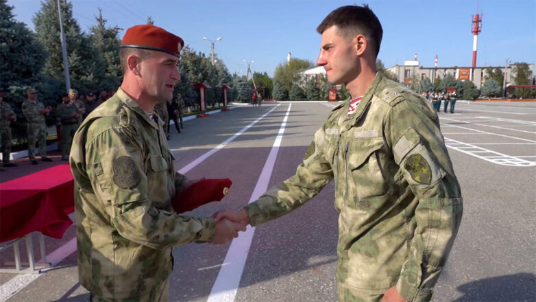 Спецназ Росгвардии сдал экзамен на краповый берет в Чечне: видео