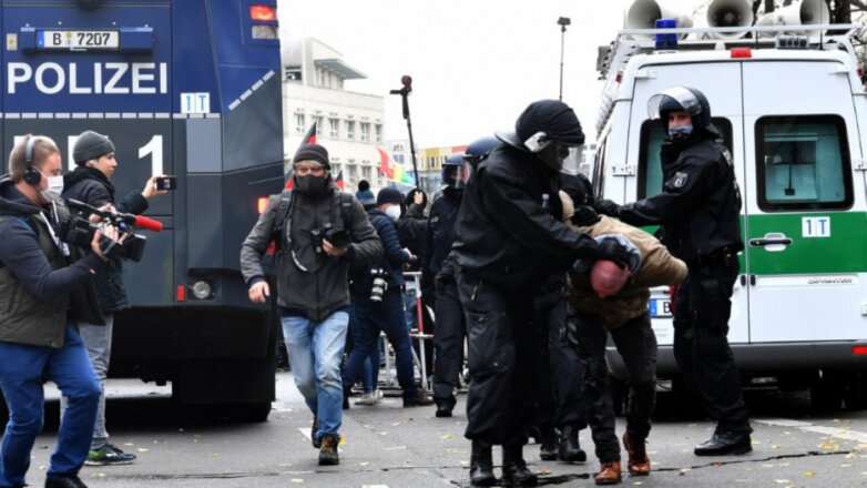 Германия протесты полиция антикарантинная акция задержание аресты