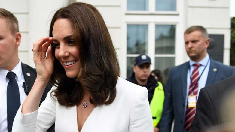 Kate Middleton Кэйт Миддлтон спасение королевская семья