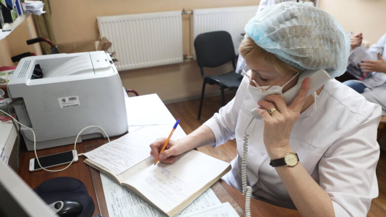 Вызовы на номера российских поликлиник и больниц станут бесплатными