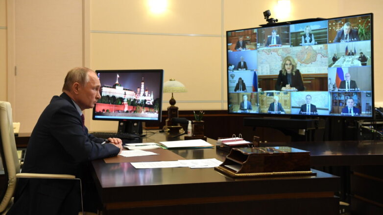 Владимир Путин Совещание с членами Правительства видеоконференция телеконференция два