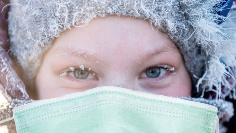 Россиянам объяснили, как морозы влияют на шансы заболеть COVID-19