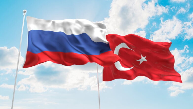 Россия и Турция подписали в Сочи дорожную карту по экономическому сотрудничеству