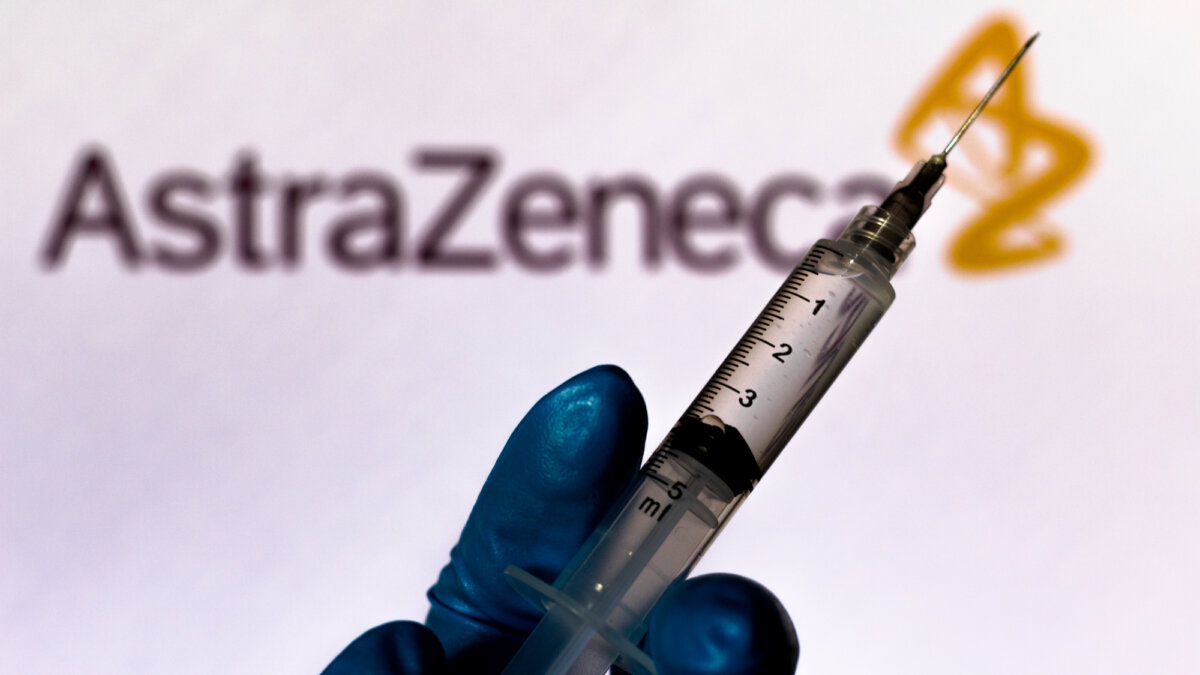 AstraZeneca вакцина один шприц