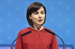 Санду объявила об акции протеста против парламента Молдавии