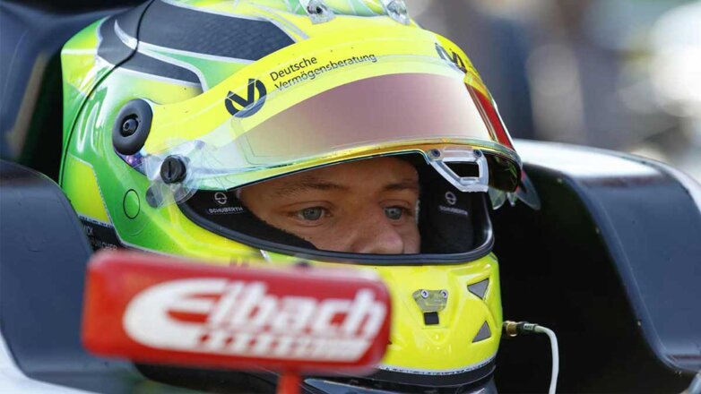 Сын Михаэля Шумахера перейдет в "Формулу-1"