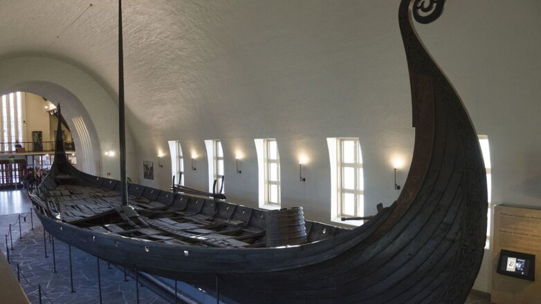 Норвежские археологи раскопали необычный корабль викингов