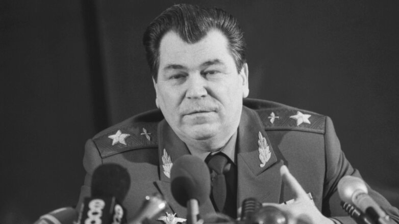 Последний министр обороны СССР маршал авиации Евгений Шапошников