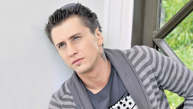 Полиция расследует уголовное дело о нападении на актера Прилучного