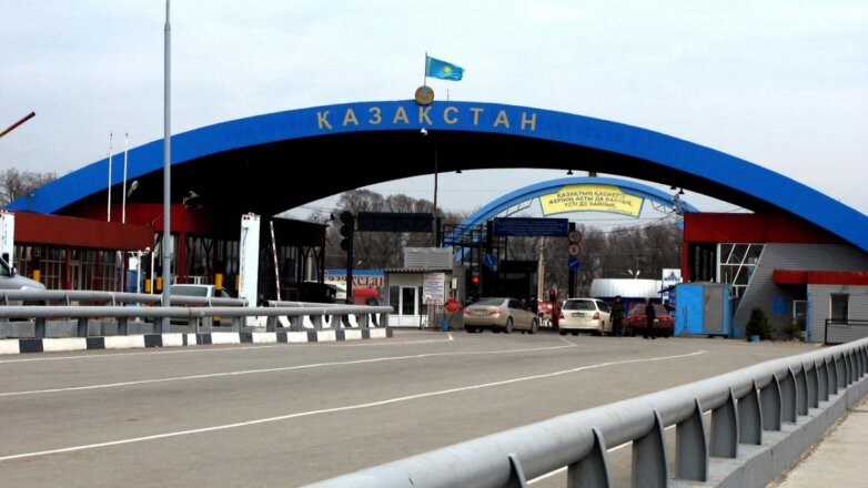 Консульская служба Казахстана приходит на помощь
