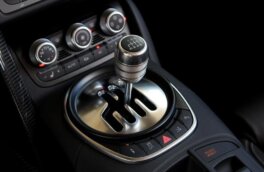 Водителям раскрыли самые опасные ошибки при езде на "механике"