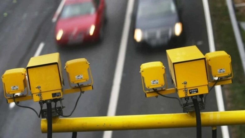 Дорожные камеры научили следить за дистанцией между автомобилями