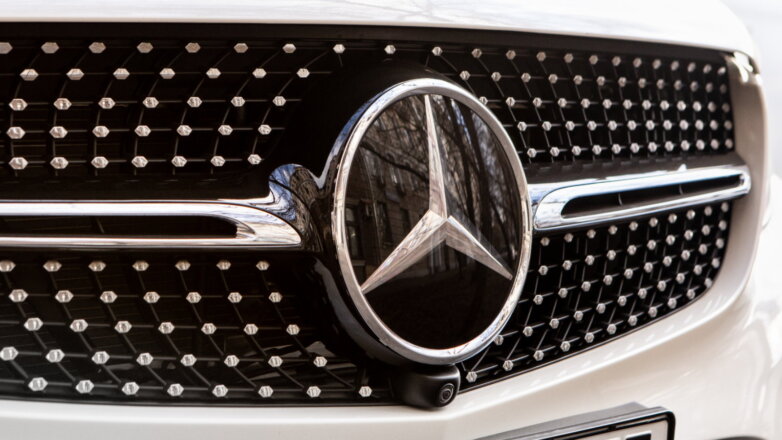 Mercedes-Benz в России отзовет более 7 тыс. автомобилей