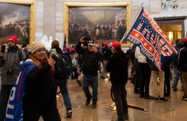 Здание Капитолия в Вашингтоне обезопасили от протестующих