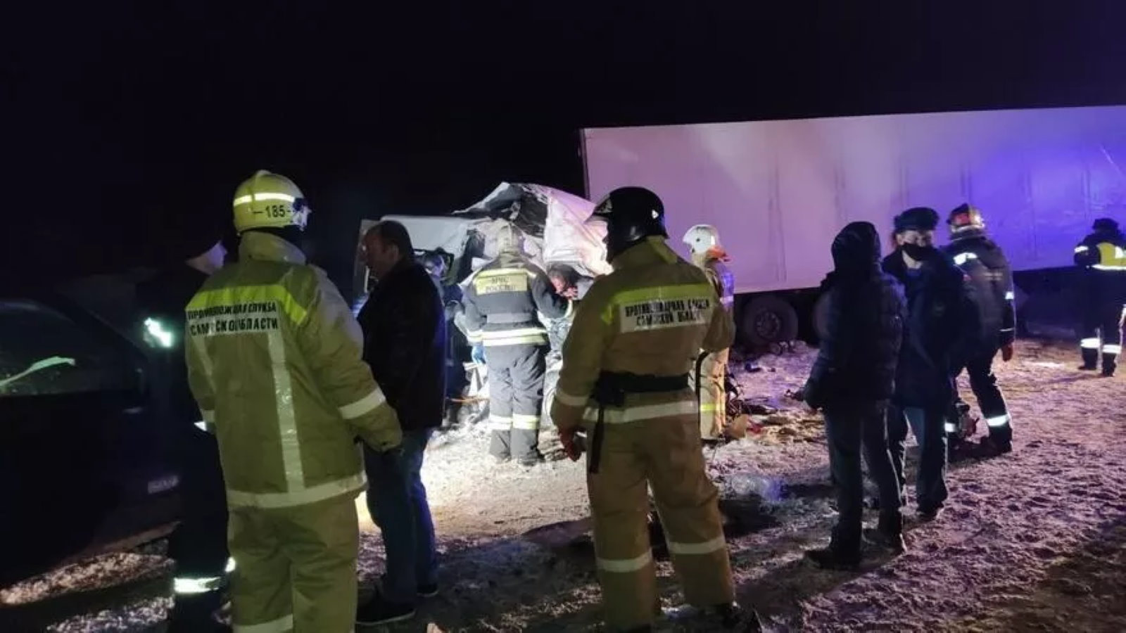 В ДТП с микроавтобусом в Самарской области погибли 10 человек