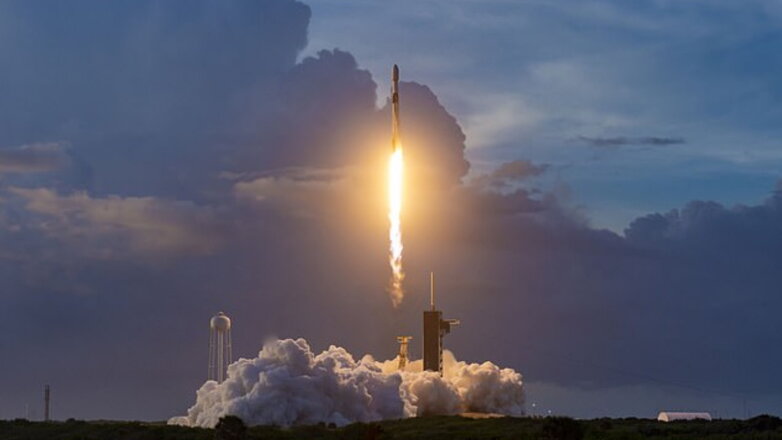 SpaceX запустил в космос еще 60 спутников Starlink